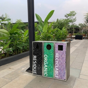 Juego de Contenedores de Basura de Acero Inoxidable Reciclables 3 en 1, Diseño Vertical Minimalista para Interiores/Exteriores, Sostenible - Product Image 5