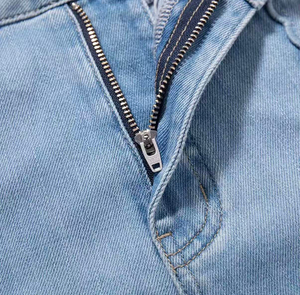 Jean large en denim brodé avec patchwork en maille et dentelle transparente pour femme, taille haute, coupe ample, délavage vintage - Product Image 5