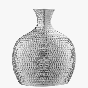Vase en métal argenté texturé - Contenant Art Déco fait main et écologique pour accent de table contemporain, étagère et décoration de maison de luxe - Product Image 1