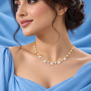 Collier en or jaune 14 carats avec cluster de diamants naturels géométriques |   Baguette Ronde 2.07 CTW |   Bijoux fins SI G-H pour femmes, cadeau de mariage - Product Image 4