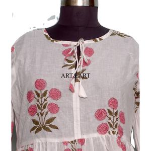 Robe trapèze vintage bohème pour femme, longueur genou, tricotée 100 % coton, manches trois-quarts, imprimé floral, faite à la main, pour les vacances, naturelle - Product Image 2