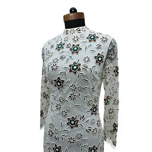 ชุดเดรสปักลายดอกไม้หรูหรา คอสูง แขนยาว ความยาวระดับเข่า ชุดราตรีแฮนด์เมด - Product Image 4