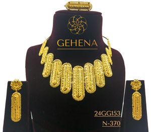 Ensemble de bijoux imitation plaqué or 24 carats GEHENA pour femme, design classique, comprenant des boucles d'oreilles courtes/longues, un collier et une bague - 5 grammes - Product Image 1