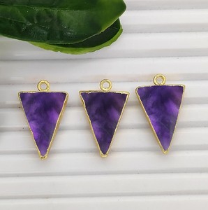 Pendentifs en pierres précieuses triangulaires plaqués or pour la fabrication de bijoux DIY - Product Image 5