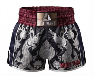 Shorts d'entraînement Muay Thai MMA Stalwart – Design Flamme Rouge, Or et Noir – Durables, Écologiques, Séchage Rapide, Protection Optimale, Personnalisables - Product Image 4