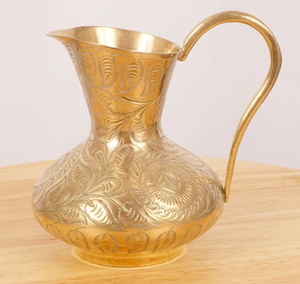 Pichet à eau en cuivre pur martelé à la main avec motif en relief, style classique écologique, capacité 1L, avec couvercle, pour la maison et les boissons - Product Image 1