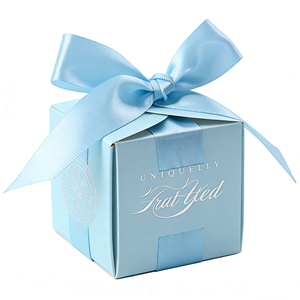 Bolsa de Regalo de Cartón Ecológica, Duradera y de Lujo con Logotipo Personalizado, Troquelada, con Relieve y Recubrimiento UV para Perfumes, Cosméticos y Productos de Belleza - Product Image 1