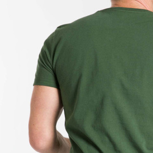 เสื้อยืดคอกลมแขนสั้นสีเขียวสำหรับผู้ชาย ผ้าฝ้าย 100% ทรงปกติ สวมใส่สบาย สีพื้น ผ้าเจอร์ซีย์ถัก ดีไซน์เรียบง่าย เป็นมิตรกับสิ่งแวดล้อม น้ำหนัก 180 กรัม - Product Image 2
