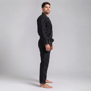 Tenue de grappling athlétique professionnelle avec veste et pantalon renforcés, conçue pour l'entraînement, la compétition et l'usage quotidien - Product Image 3