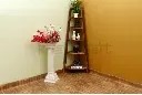 Étagère d'angle en bois massif à 5 niveaux |   Étagère de présentation rustique autoportante |   Meubles de salon en gros |   Meubles de maison - Product Image 2
