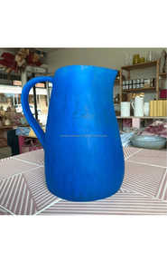 Carafe en résine artisanale de luxe avec poignée colorée, pichet décoratif pour la cuisine, la salle à manger et les cadeaux dans les restaurants - Product Image 3