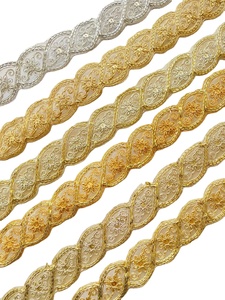 Accessoires vestimentaires : Bordure en dentelle perlée à franges, dorée, argentée, métallique, avec broderie jaune doré et paillettes, pour chaussures aquatiques et sacs - Product Image 1