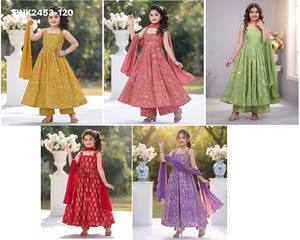 Fournisseur indien de costumes Anarkali pour filles, en mousseline de qualité supérieure avec impression numérique et pantalon palazzo/pantalon long - Mode féminine - Product Image 5