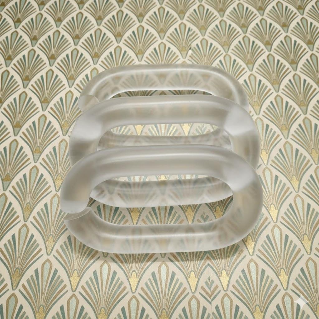 IDENTIQUE À L'IMAGE