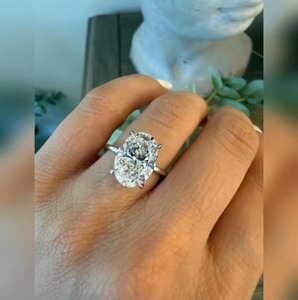 Anillo de Lujo con Diamante Cultivado en Laboratorio de Corte Ovalado, Color E/F, Claridad VS-VVS, Plata 925 para Mujer, Regalo de Compromiso o Boda, Certificación IGI SGL 4 - Product Image 5