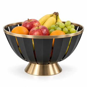 Cesta de frutas moderna de metal diseñada para una mesa de comedor elegante y la organización del hogar. Esta elegante cesta de almacenamiento abierta. - Product Image 4