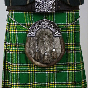 Pochette Sporran Highlander en fourrure de lapin marron Triple Thistle, tête chromée de haute qualité, fabrication écossaise - Product Image 5