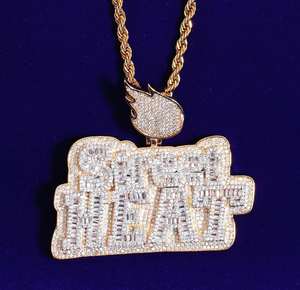 Colgante de Moissanita y Diamantes Chapado en Oro de Plata de Ley 925, Estilo Hip Hop, Totalmente Iced Out, con Letra 'Street Heat', para Hombre - Product Image 1