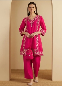 Conjunto de Kurti y Palazzo de Seda para Mujer KV - Product Image 2