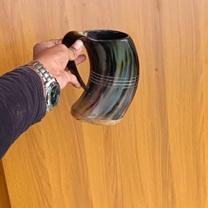 Authentique Chope en Corne de Buffle Faite à la Main, Écologique, de Qualité Alimentaire, Style Médiéval, Religieuse, Feng Shui, Chope à Bière Animale - Product Image 1