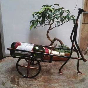 Porta Botellas de Vino Decorativo de Hierro con Diseño Artístico de Metal para Decoración de Hogar, Cocina, Barra y Restaurante - Product Image 1