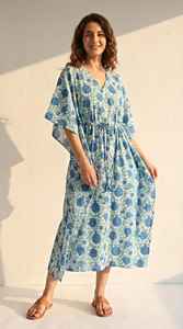 ชุดเดรสผ้าฝ้ายลายดอกสีเบจทรงคาฟตัน เอวผูกเชือก สไตล์โบโฮ สำหรับฤดูร้อน - Product Image 6