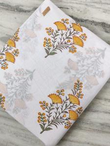 Tela india estampada a mano, hermosa tela decorativa hecha a mano con estampado floral, tela de algodón para confección de vestidos, textiles para el hogar, estampado personalizado - Product Image 3