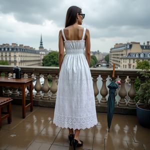 Vestido cruzado de algodón suave Maxi blanco bordado para damas con impresionantes correas elásticas con espalda abierta y Diseño Artesanal - Product Image 4