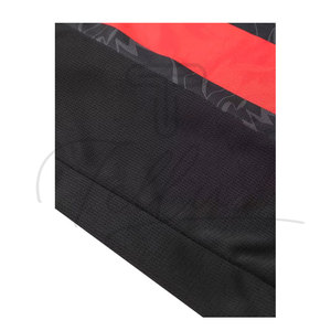 ชุดกีฬาฟุตบอลดีไซน์โดดเด่น ราคาประหยัด สีและขนาดสั่งทำได้ คุณภาพสูง สำหรับผู้ใหญ่ - Product Image 4