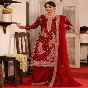 Traje de seda romana de diseño de alta calidad con bordado de hilo y lentejuelas, adornos de remaches, encaje Moti y Latkan, conjunto rojo de traje, pantalón palazzo y dupatta, proveedor de la India. - Product Image 1