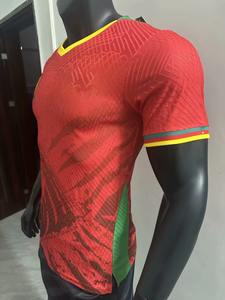 Ensemble de vêtements de cyclisme haute performance en jersey mesh personnalisé pour le cyclisme sur route et en montagne - Product Image 5