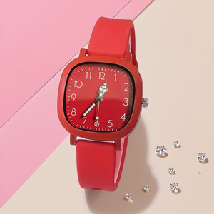 Montre à quartz pour femme avec bracelet en silicone de luxe, montre carrée tendance pour étudiantes - Product Image 5