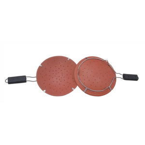 Handcrafted Non-Stick Terracotta <b>Tawa</b> with Plastic Hand Grip and Hole - Product Image 3