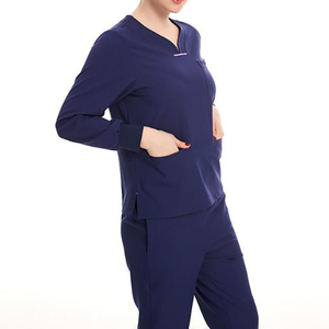 Tenues médicales extensibles pour femmes, uniformes d'infirmière de qualité supérieure avec broderie de logo personnalisée et approvisionnement en gros - Product Image 3