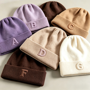 Gorro de Invierno Unisex de Color Sólido, Acrílico, Tejido Acanalado, con Parche Bordado, 56-58CM - Product Image 4