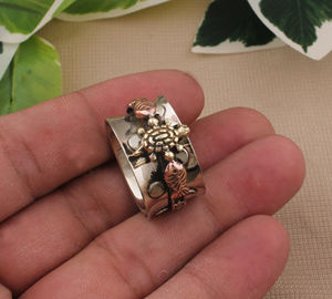 Handmade 925 Sterling Silver Turquoise <b>Turtle</b> <b>Ring</b> Artisan Crafted Wedding Band Unique Hand Engraved Jewelry for Women - Product Image 1