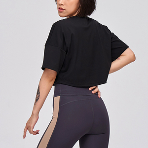 Ensemble deux pièces décontracté pour femme, été, uni, coupe classique, 100 % coton, haut court à manches courtes et col rond, et short, écologique et respirant - Product Image 2