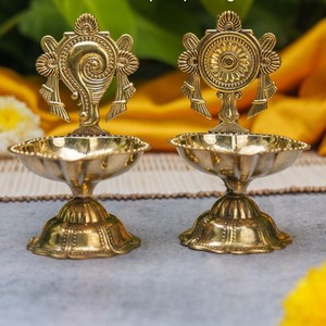 Premium Brass Diya Stand Set with Decorative Back Pattern Multi Wick Oil <b>Lamp</b> for Home Temple Puja and Traditional Festive Decor - Product Image 5