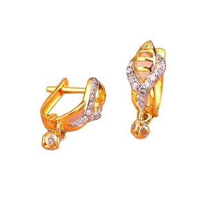 Pendientes de Clip de Oro Sólido de 18K de Lujo, Estilo Bali, Modernos, para Mujer, con Diamantes, Regalo Perfecto para un Estilo Étnico y Moderno - Product Image 1