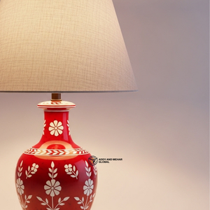 Porte-bougie carré rouge de luxe avec abat-jour en tissu |   Décoration de maison artisanale à motif floral pour Pâques - Product Image 3