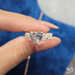 แหวนหมั้นเพชรทรงหัวใจ 2 กะรัต ดีไซน์เกลียวประดับเพชรแบบ Pave  รับรองโดย IGI ทองคำขาว 10K แหวนเจ้าสาว - Product Image 4