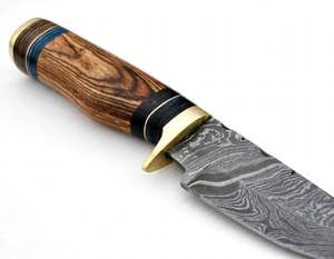 Cuchillo utilitario de hoja curva de acero de Damasco hecho a mano, mango de madera de Bocote, guardacuchillo de latón, herramienta de campo - Product Image 3