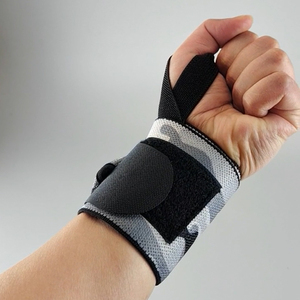 สายรัดข้อมือลายพรางแบบพรีเมียม ปรับได้ สายรัดยกน้ำหนักสำหรับออกกำลังกาย ฟิตเนส รองรับข้อมือ ขายส่ง - Product Image 3