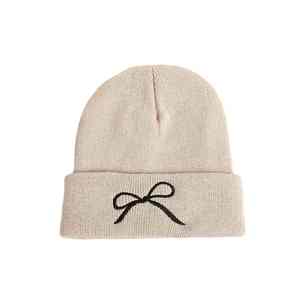 Gorro de invierno personalizado, gorro tejido con bordado 3D de personaje de dibujos animados, suave, transpirable e impermeable. - Product Image 1