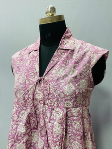 Custom Made Women's Casual Block Printed Cotton <b>Spaghetti</b> <b>Strap</b> V-neck Breathable Eco-Friendly Blouse - Product Image 3