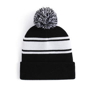 Bonnet pliable personnalisé en tricot premium pour l'hiver, fabricant de couvre-chefs OEM à marque privée - Product Image 3