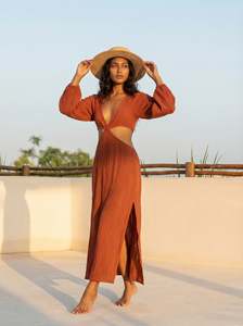Robe longue bohème en gaze de coton 100% écologique pour femme, col en V, sans manches, unie, fendue, coupe ample, idéale pour l'été et la plage - Product Image 3
