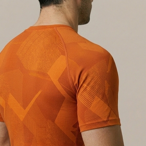 Maillot de sport OEM personnalisé pour homme, à manches courtes, compressif, extensible, pour la gym et l'entraînement, vêtement de performance athlétique - Product Image 3