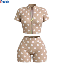 Conjunto de 2 Piezas para Mujer, Top Corto de Manga Corta y Pantalones Cortos Ajustados, Estilo Hip Hop, Deportivo, Verano, Tendencia en Ventas - Product Image 3
