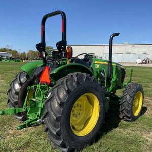 Tractor Utilitario John Deere 5067E de 67HP con Motor Turbodiésel, Equipo Agrícola con Sistema Hidráulico Avanzado, Sistema PTO y Paquete de Cabina Confortable - Product Image 1